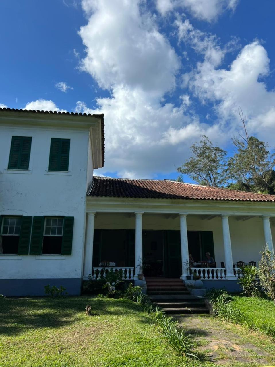 Pensión Inaya *